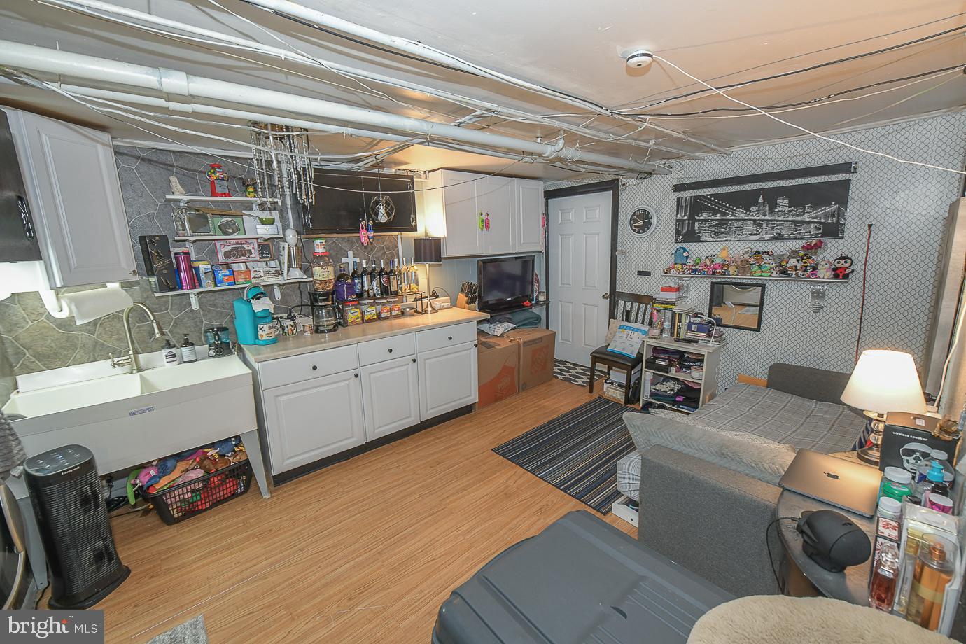 259 Wembly Road Upper Darby, PA 19082 - Photo 34 of 48