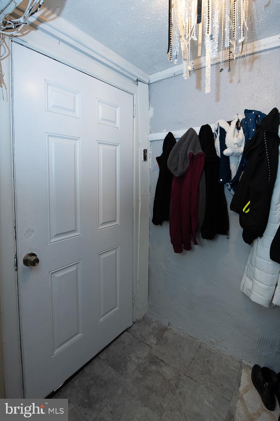 259 Wembly Road Upper Darby, PA 19082 - Photo 40 of 48