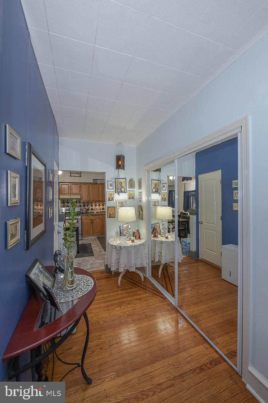 259 Wembly Road Upper Darby, PA 19082 - Photo 9 of 48