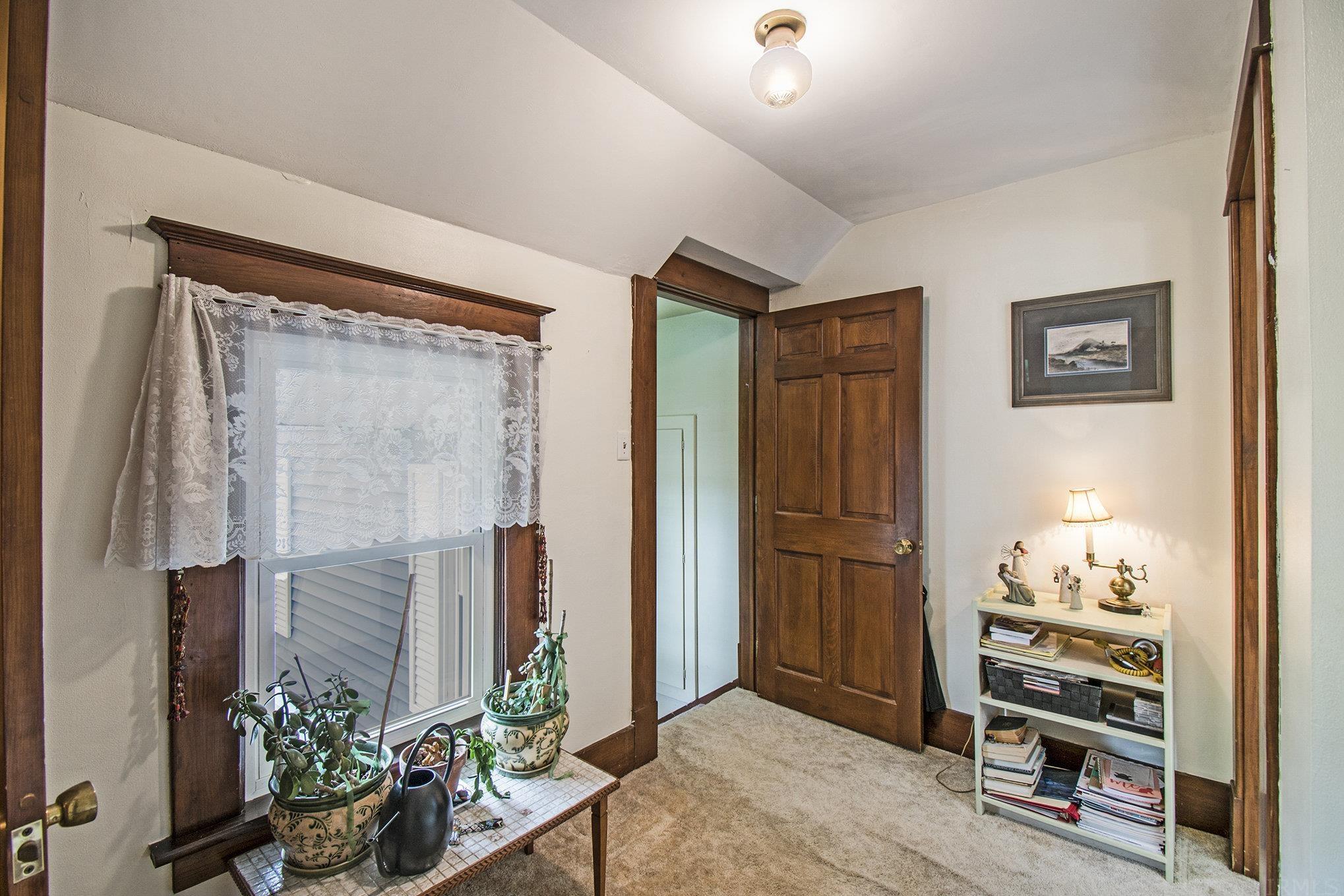 2827 Dierdorff Road Goshen, IN 46526 - Photo 16 of 31 Gallery Image 16