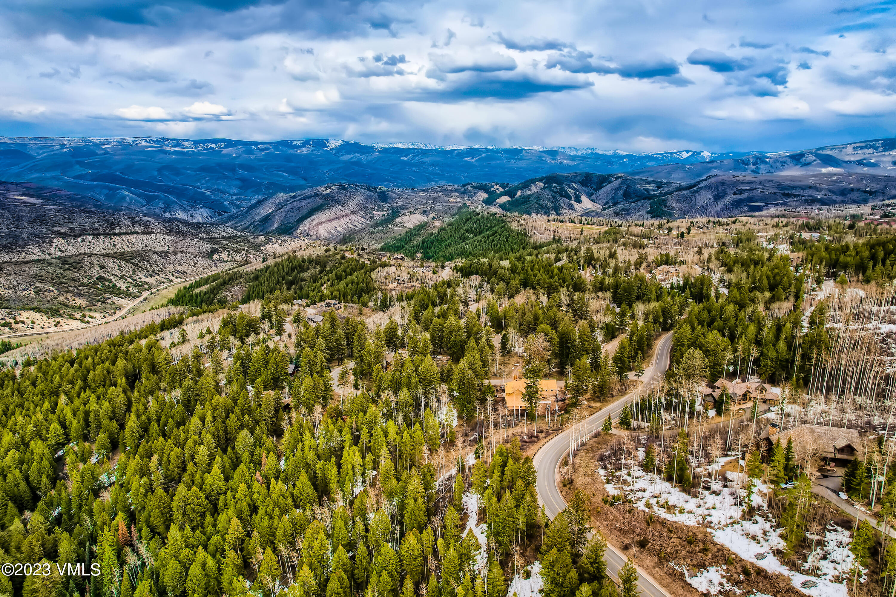 75 Red Draw Edwards, CO 81632 - Photo 6 of 11 a view of a city