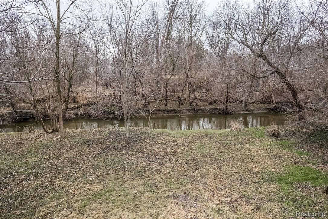 17548 Inkster Road Redford, MI 48240 - Photo 26 of 28 050-3639630-medium.jpg