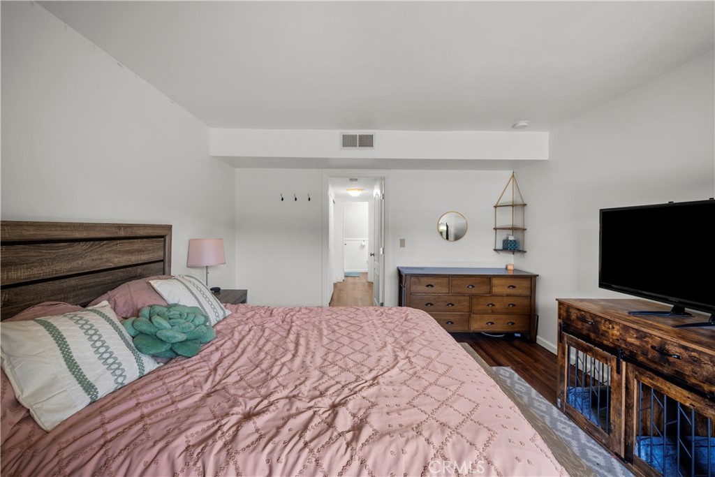 25825 Tournament Road, Unit I9 Valencia, CA 91355 - Photo 22 of 35