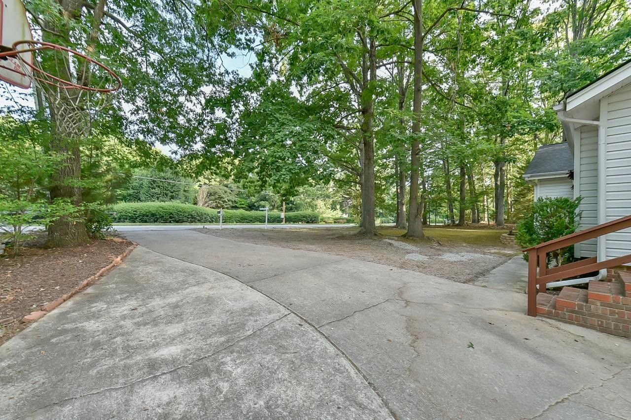 7204 Ray Road Raleigh, NC 27613 - Photo 3 of 40 Photo 3
