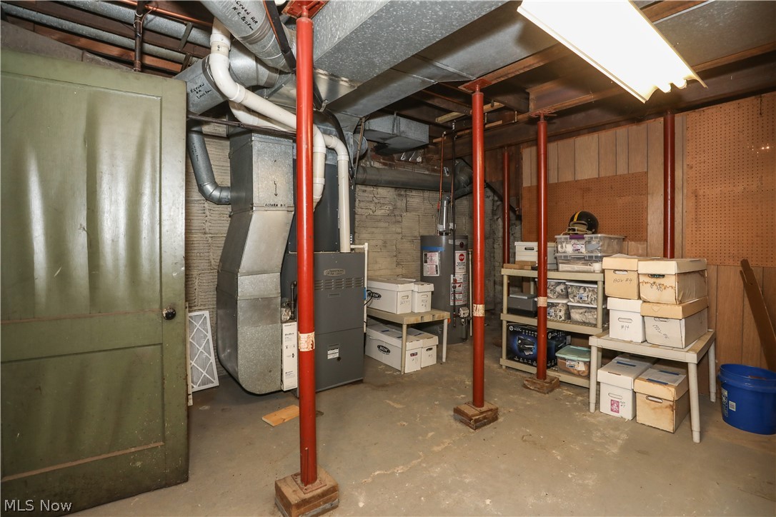 1104 North Howard Street Akron, OH 44310 - Photo 34 of 45