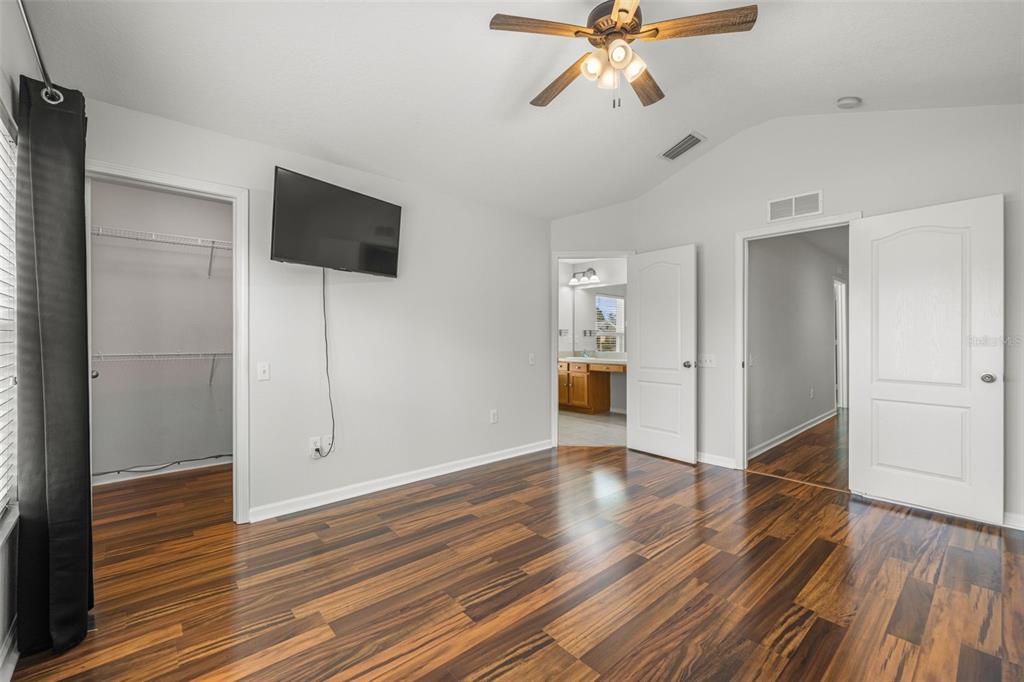 26628 Castleview Way Wesley Chapel, FL 33544 - Photo 17 of 39