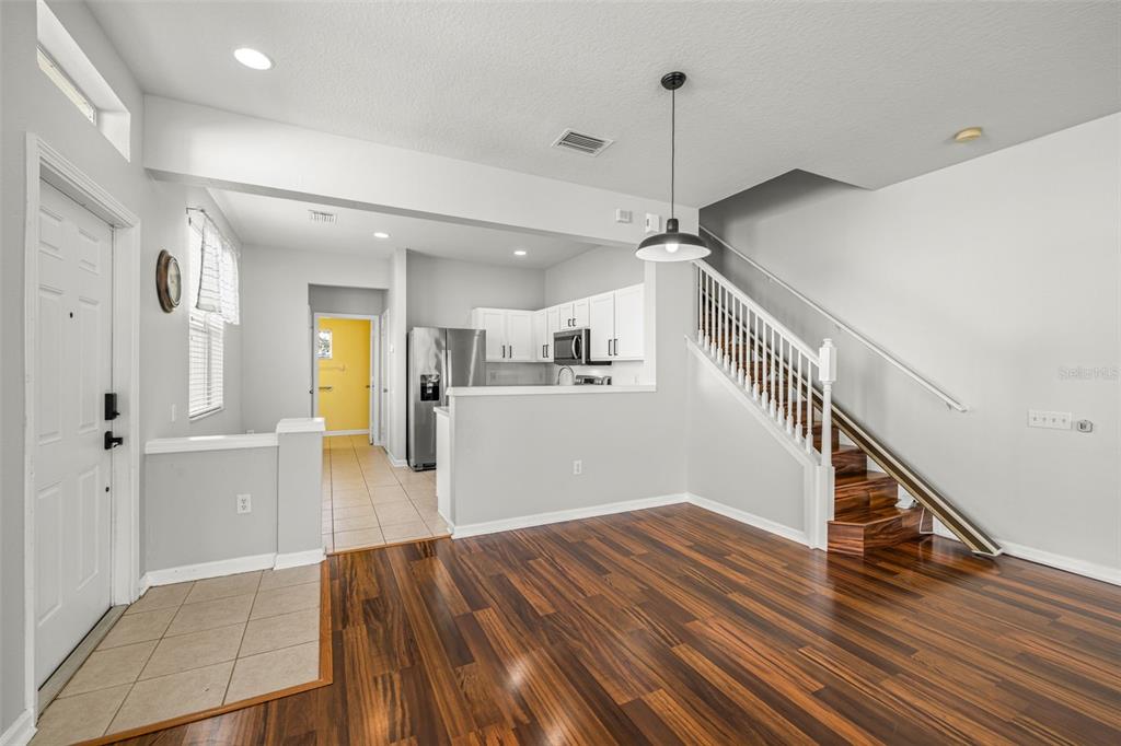 26628 Castleview Way Wesley Chapel, FL 33544 - Photo 5 of 39