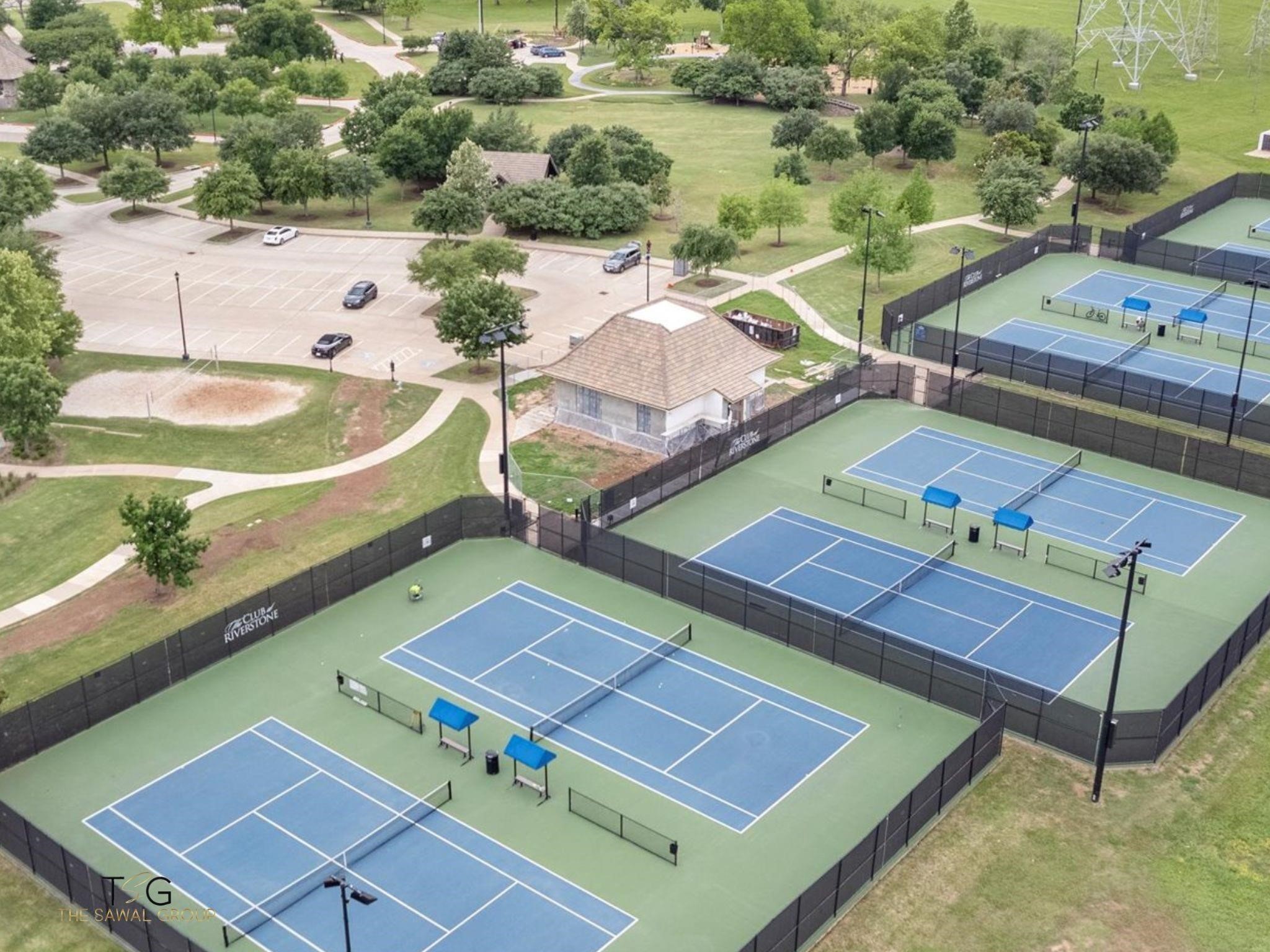 5403 Rouchel Brook Lane Sugar Land, TX 77479 - Photo 40 of 42 Community tennis courts & Pickleball courts.