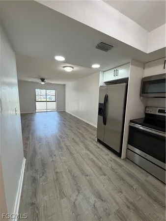 $1,200 | 606 Southeast 6th Street, Unit C, Cape Coral, FL 33990