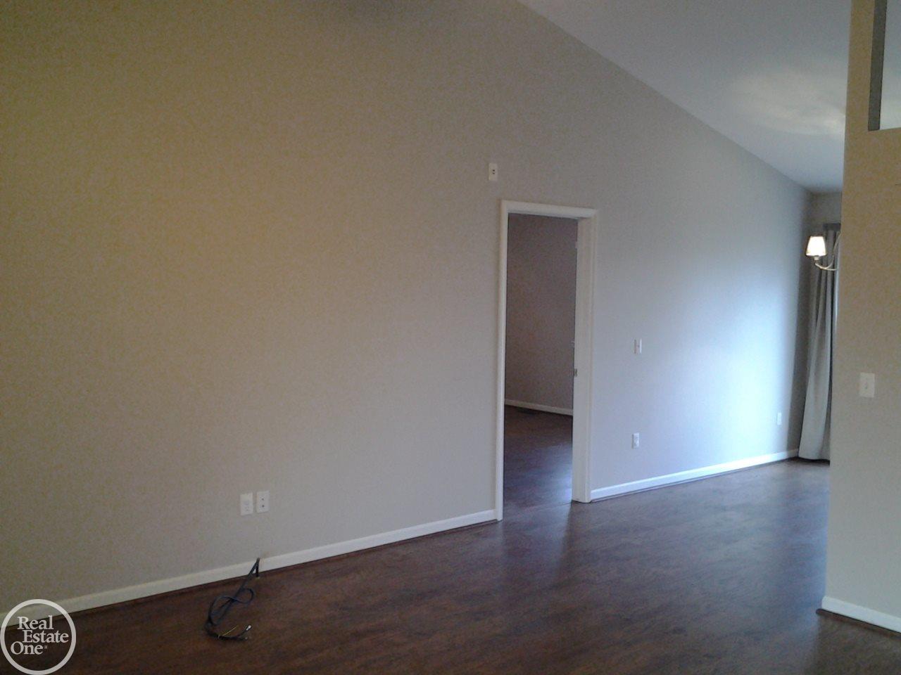 2383 East Maple Road Troy, MI 48083 - Photo 7 of 35
