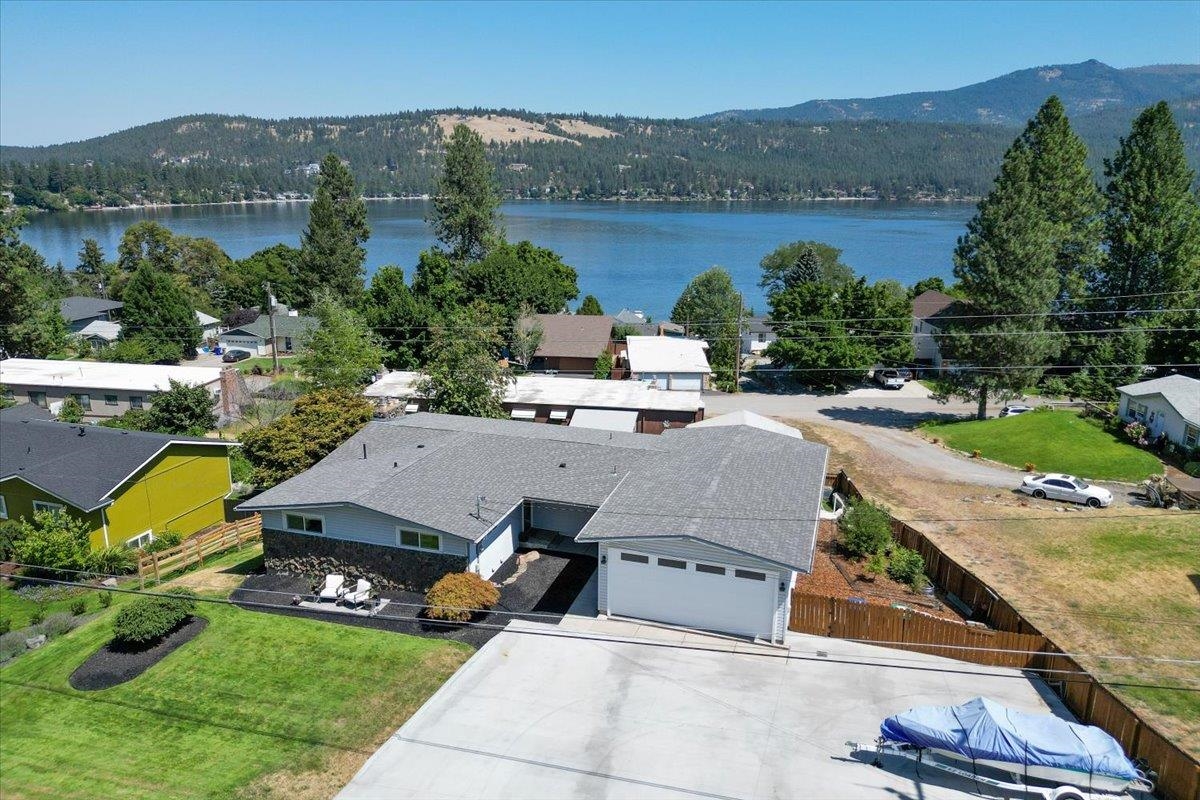 1029 South Garry Road Liberty Lake, WA 99019 - Photo 1 of 28 Gallery Image 1