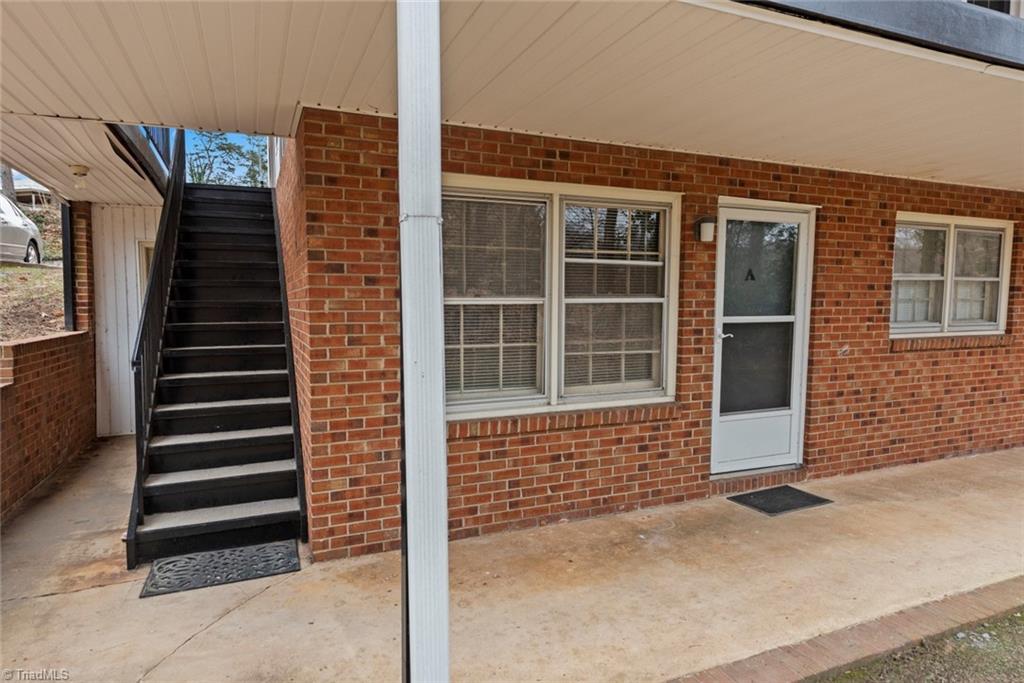 1101 Robinhood Road, Unit A High Point, NC 27262 - Photo 13 of 14 Gallery Image 13