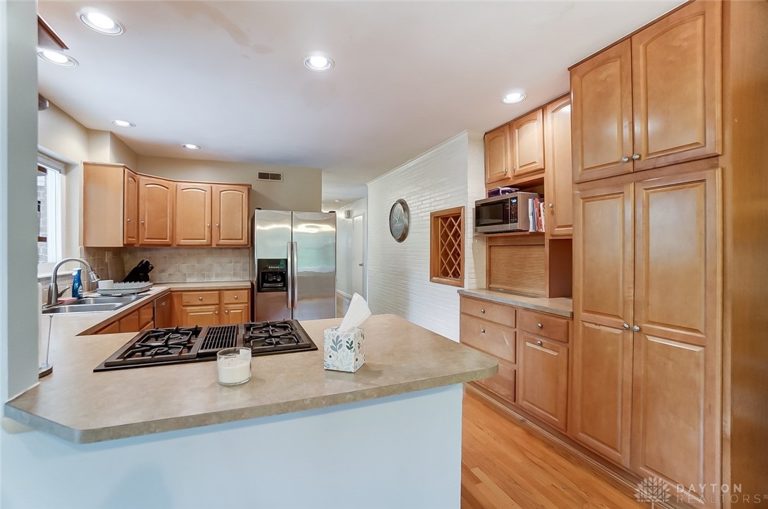 4112 Lotz Road Dayton, OH 45429 - Photo 9 of 62 Gallery Image 9
