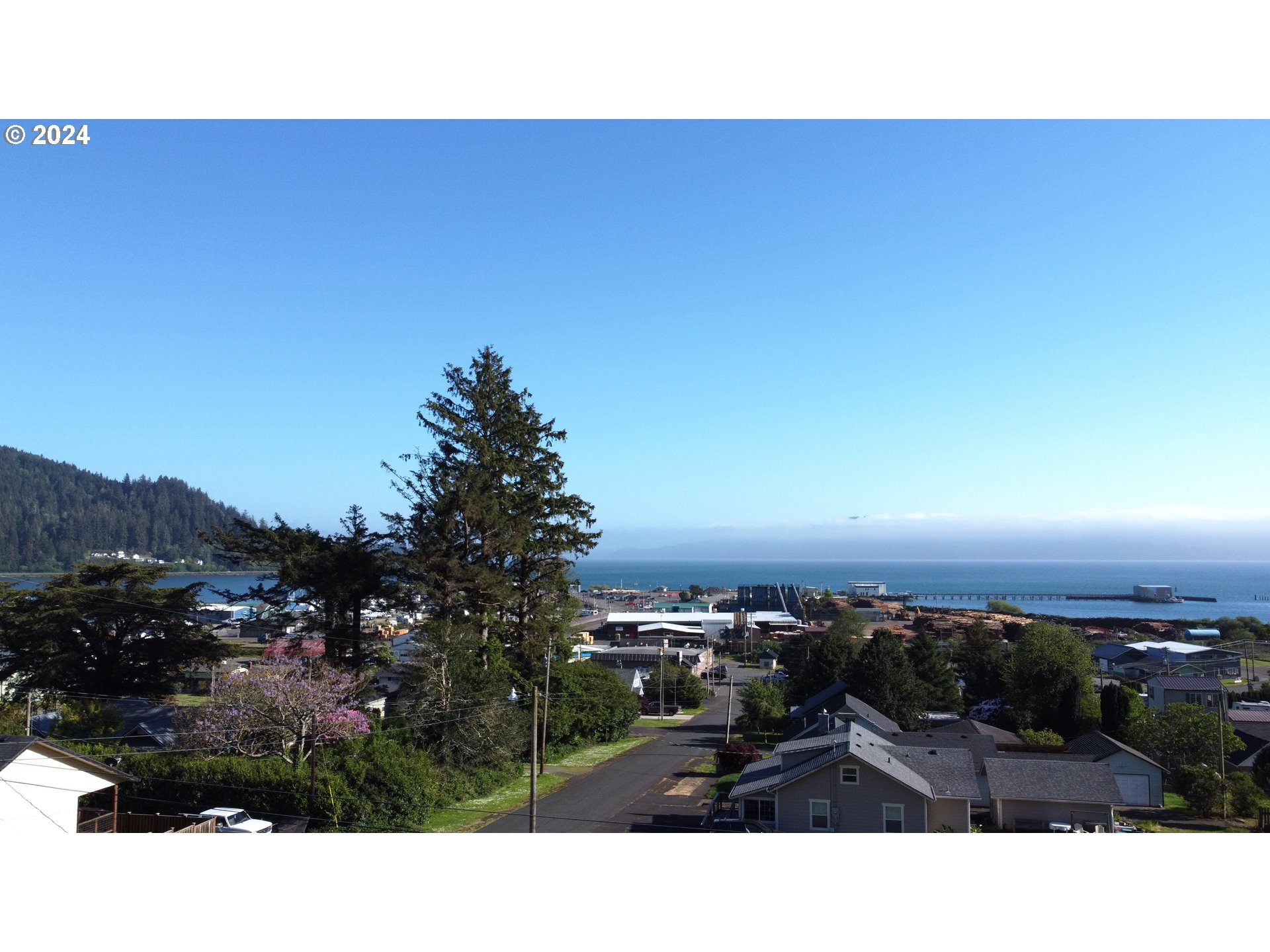 303 8th Street Garibaldi, OR 97118 - Photo 42 of 44 Gallery Image 42