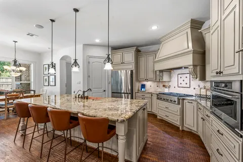 $799,000 | 23011 Creek Park Drive, Spring, TX 77389