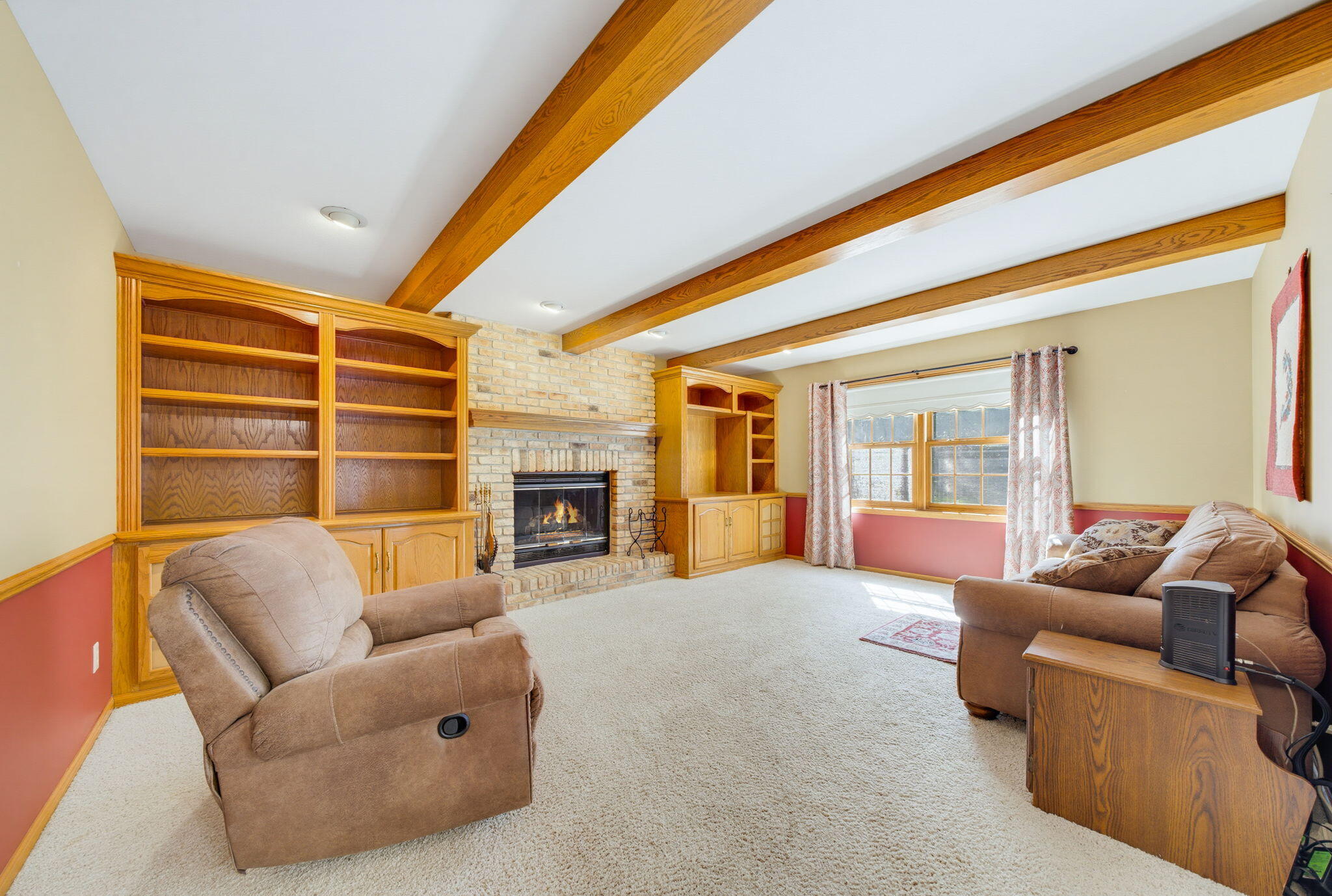 W2254 Kniep Road Spring Prairie, WI 53121 - Photo 18 of 81 Family Room with Natural Fireplace