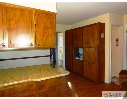 12 Academic Road East Brunswick, NJ 08816 - Photo 6 of 20 Gallery Image 6