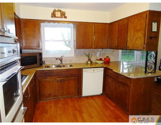 12 Academic Road East Brunswick, NJ 08816 - Photo 7 of 20 Gallery Image 7