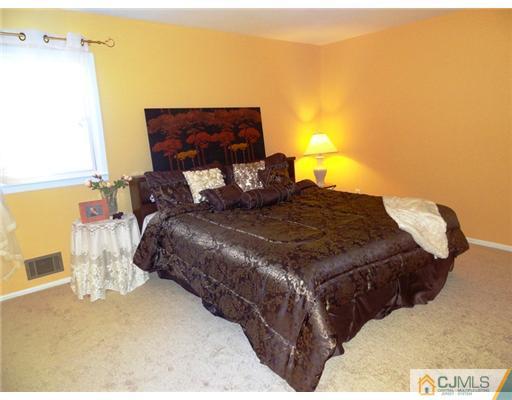 12 Academic Road East Brunswick, NJ 08816 - Photo 10 of 20 Gallery Image 10