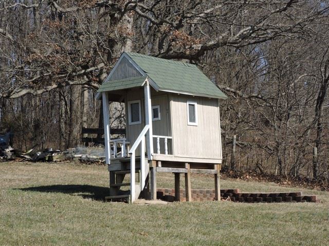 61 Sugar Loaf Road Staunton, VA 24401 - Photo 32 of 43 front view of house with a yard