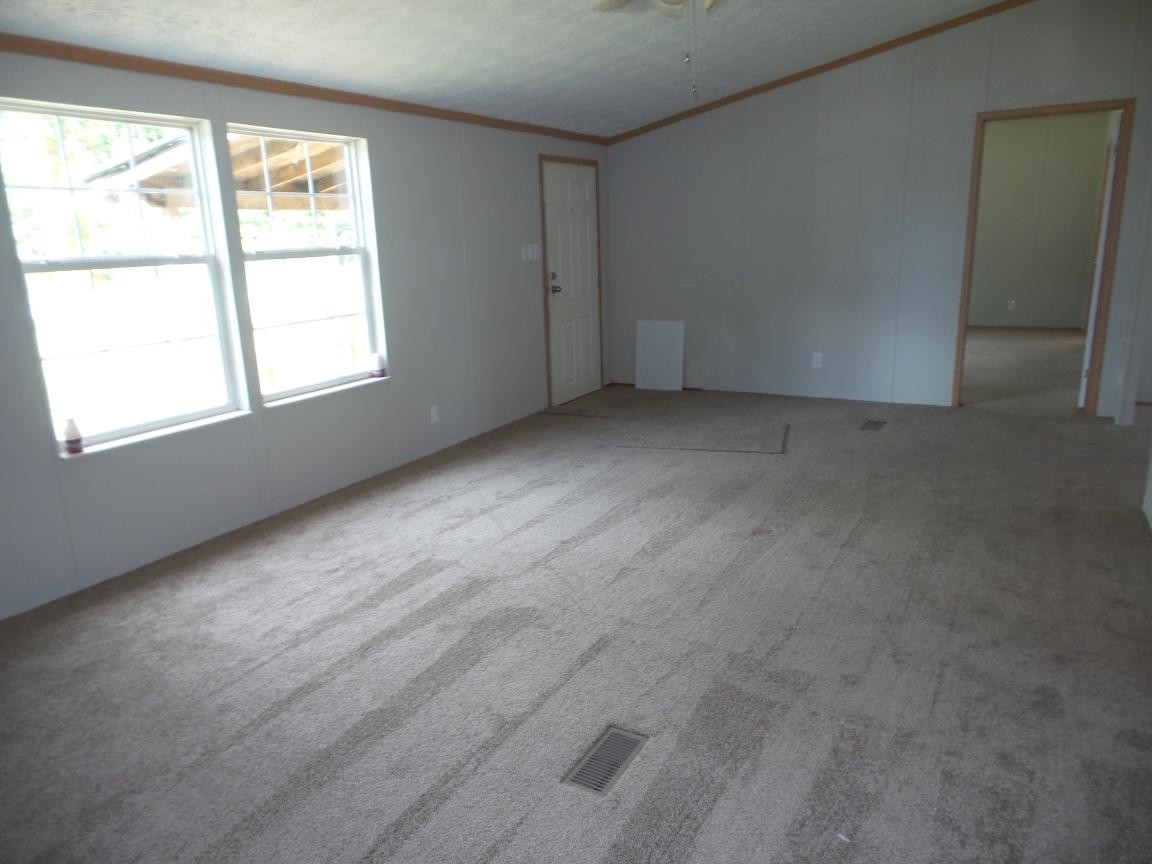 124 Davidson Road Lancing, TN 37770 - Photo 8 of 18