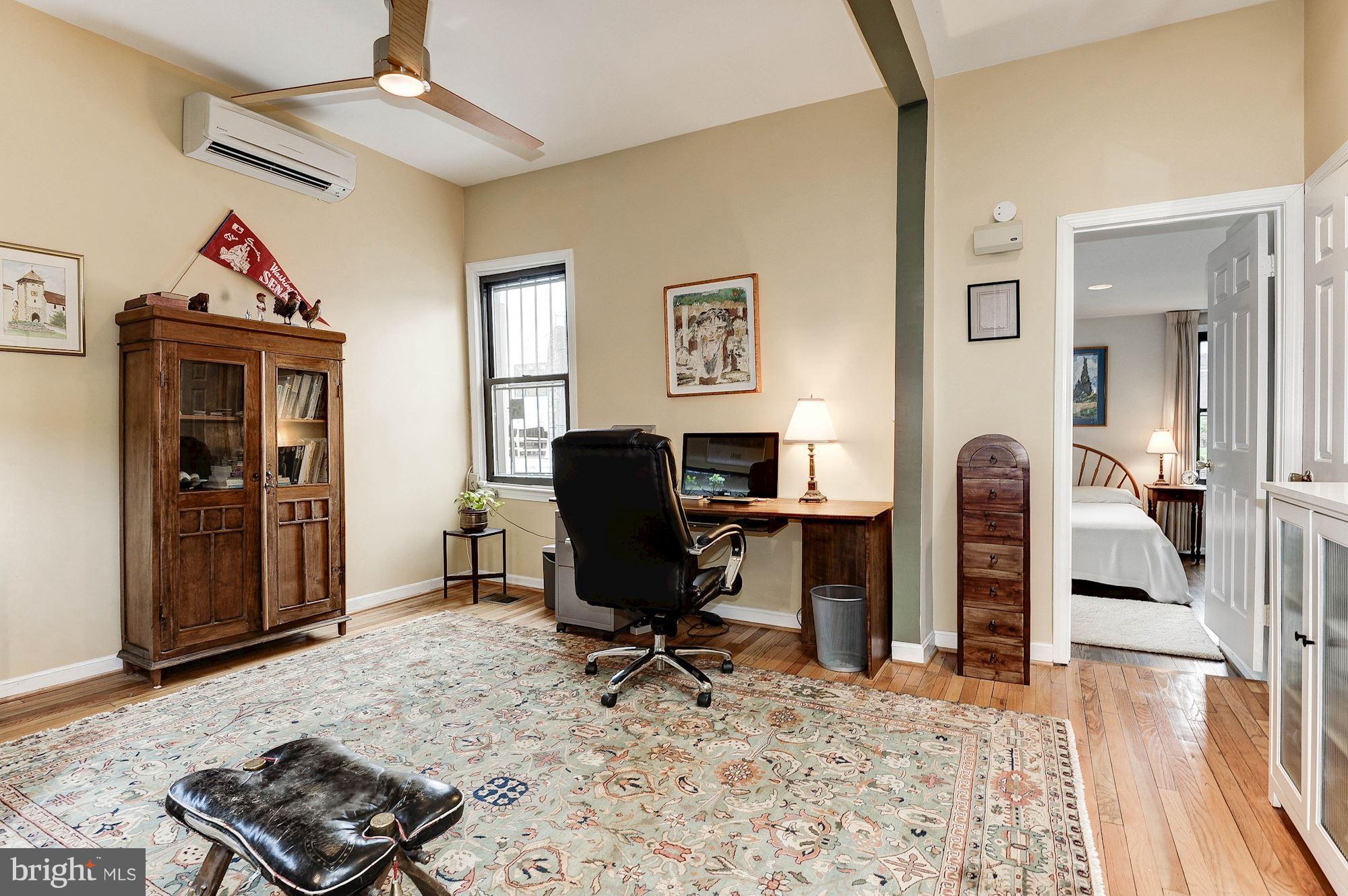 1318 Riggs Street Northwest Washington, DC 20009 - Photo 17 of 30 Upper-level Den