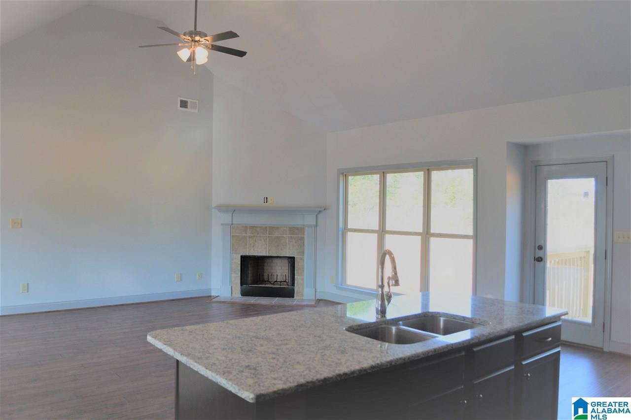 5135 Meadow Lake Trail Bessemer, AL 35020 - Photo 6 of 25