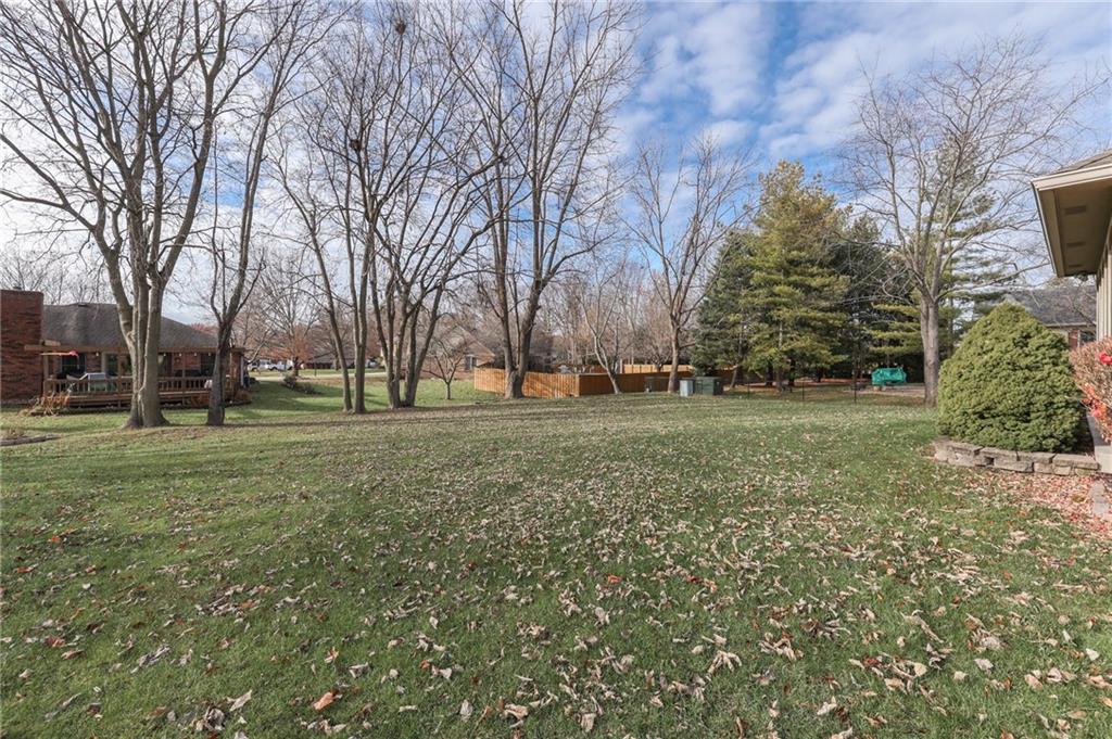 1892 Berry Road Greenwood, IN 46143 - Photo 46 of 46 Gallery Image 46