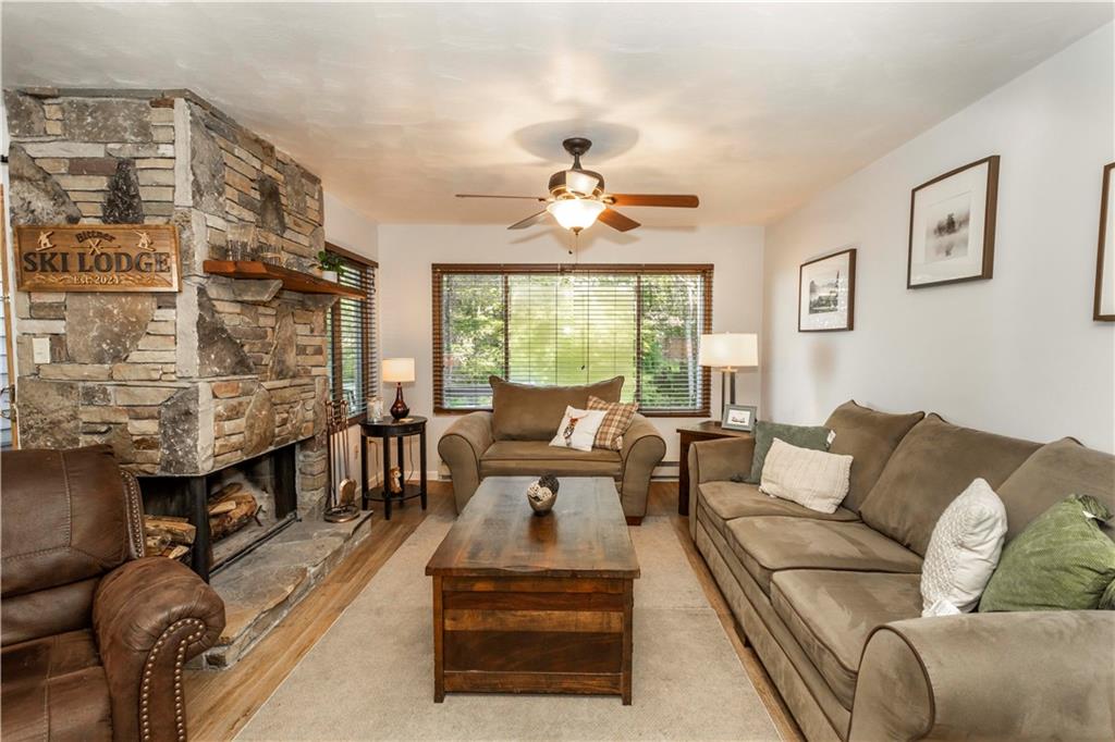 1852 Eagles Ridge Way Hidden Valley, PA 15502 - Photo 7 of 48 Gallery Image 7