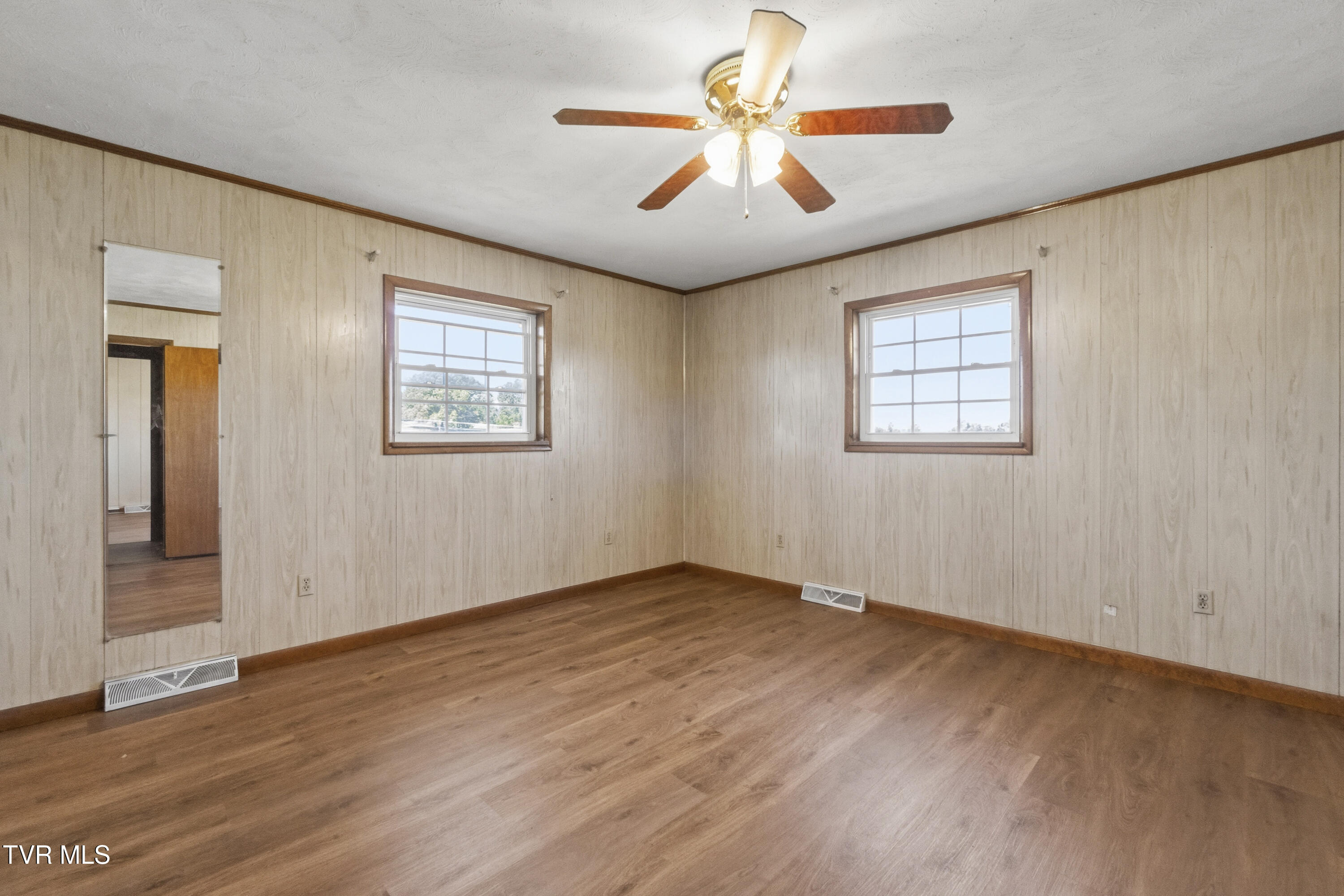 575 West Allens Bridge Road Greeneville, TN 37743 - Photo 27 of 70 DSC09012