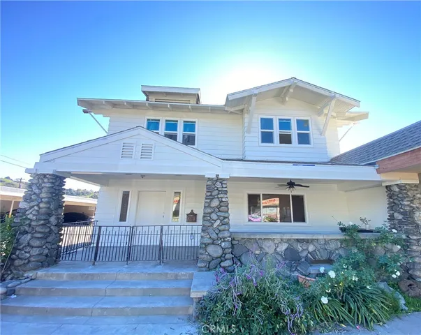 $4,400 | 414 East Rte 66, Glendora, CA 91740