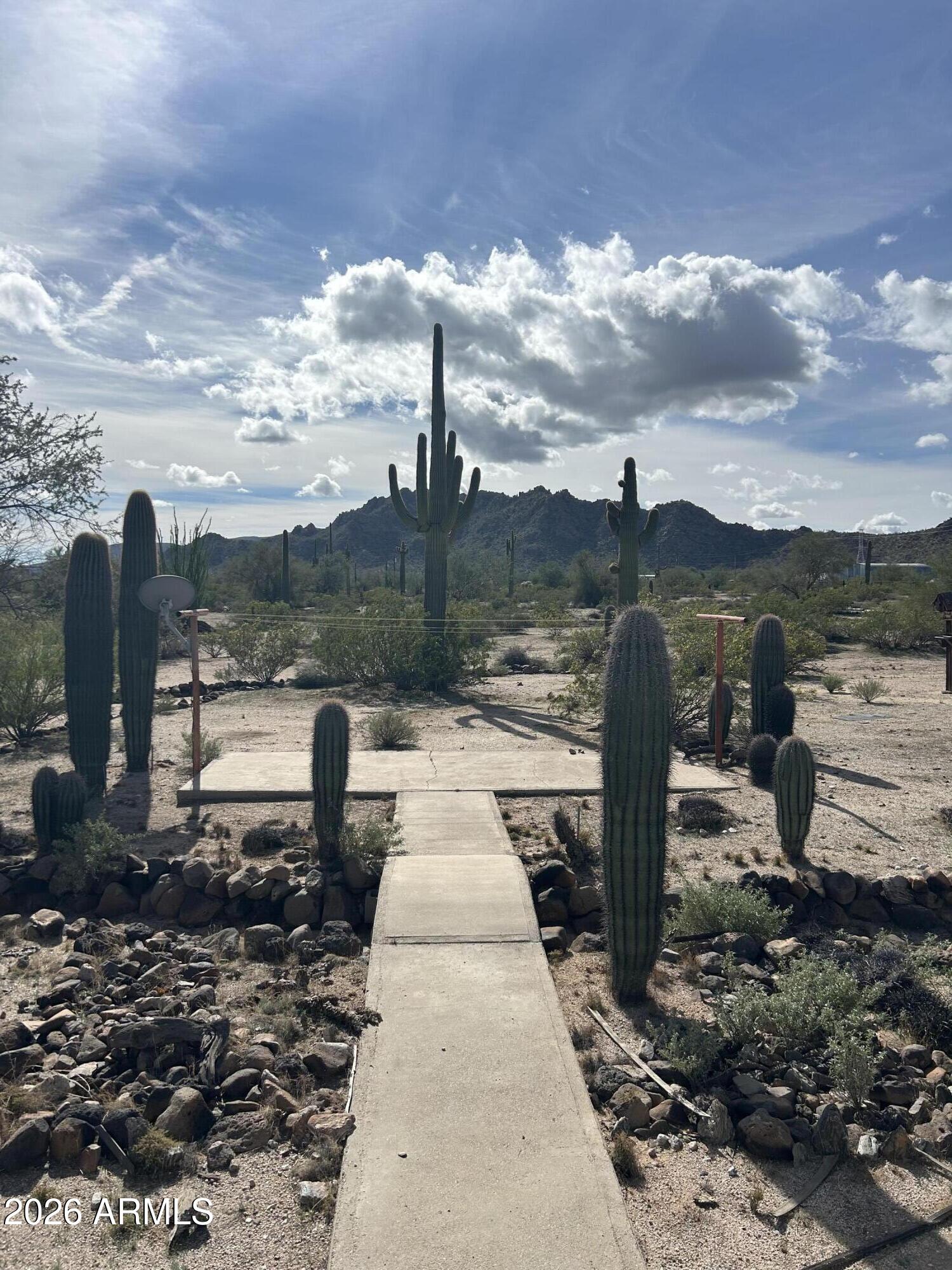 52301 West Cardinal Road Maricopa, AZ 85139 - Photo 1 of 10 IMG_4737