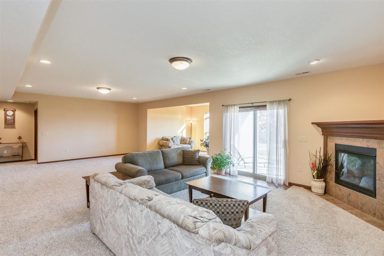 2083 St Bridgets Road Northeast Solon, IA 52333 - Photo 6 of 12 Gallery Image 6