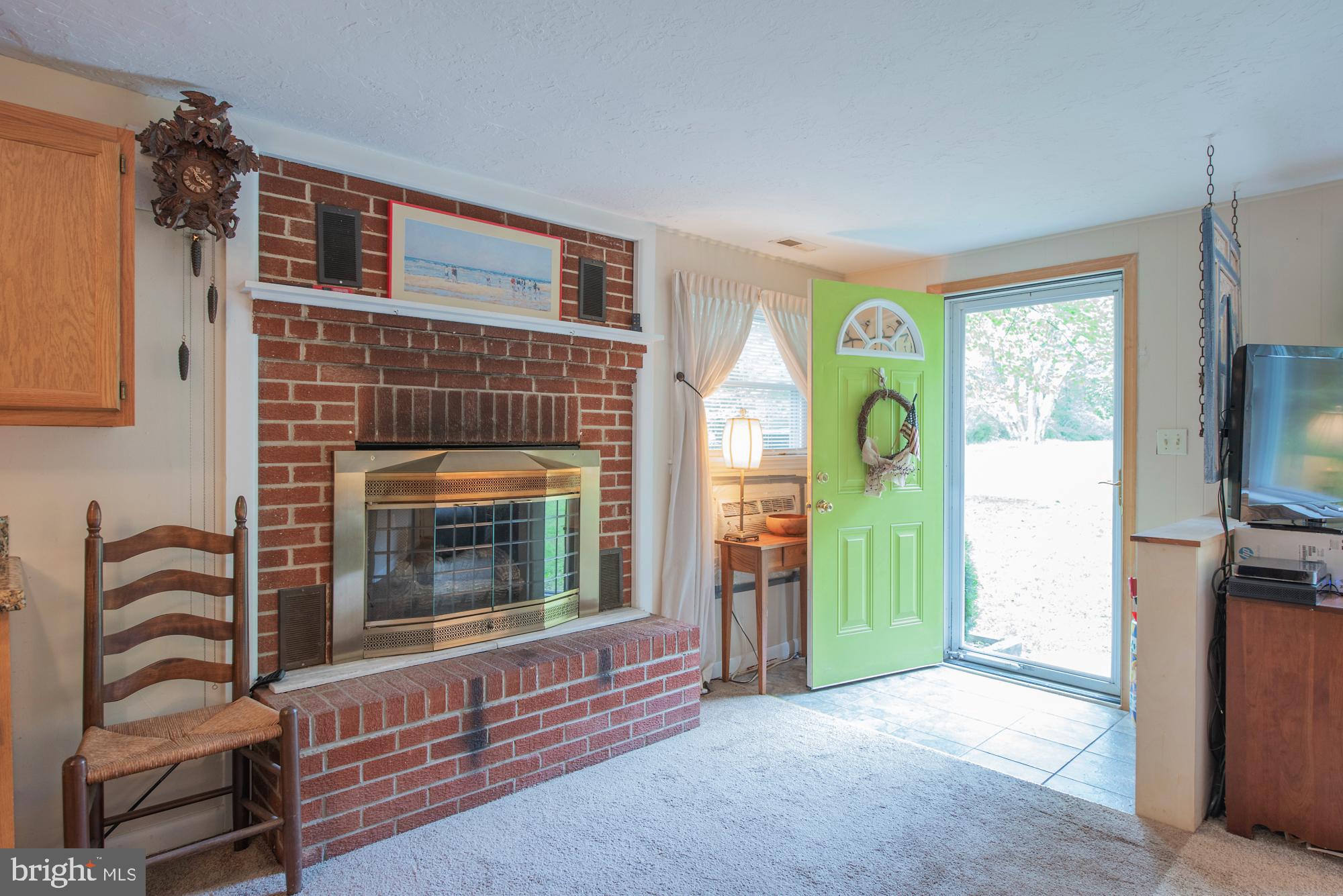 174 Pine Road Louisa, VA 23093 - Photo 10 of 41 Gas fireplace