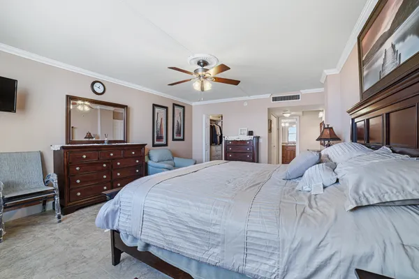 $8,000 | 3450 South Ocean Boulevard, Unit 517, Palm Beach, FL 33480