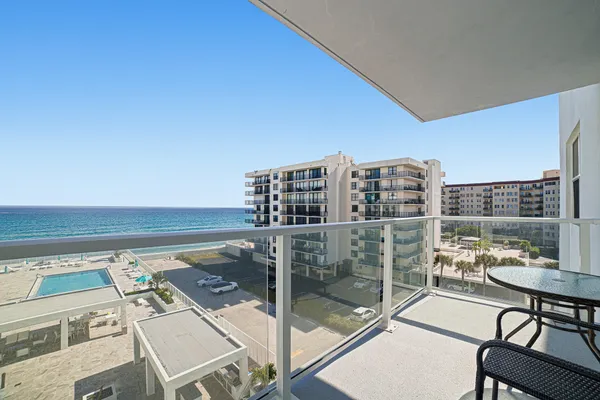 $8,000 | 3450 South Ocean Boulevard, Unit 517, Palm Beach, FL 33480