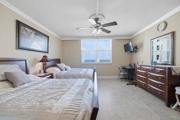 $8,000 | 3450 South Ocean Boulevard, Unit 517, Palm Beach, FL 33480
