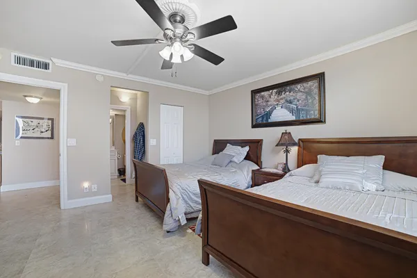 $8,000 | 3450 South Ocean Boulevard, Unit 517, Palm Beach, FL 33480