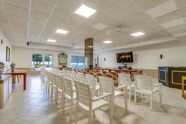 $8,000 | 3450 South Ocean Boulevard, Unit 517, Palm Beach, FL 33480