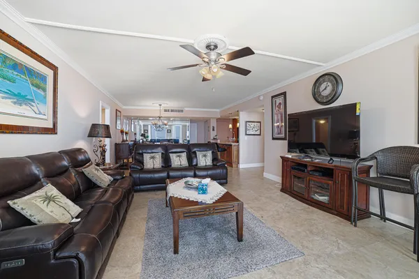 $8,000 | 3450 South Ocean Boulevard, Unit 517, Palm Beach, FL 33480