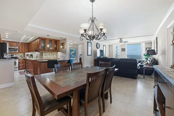 $8,000 | 3450 South Ocean Boulevard, Unit 517, Palm Beach, FL 33480