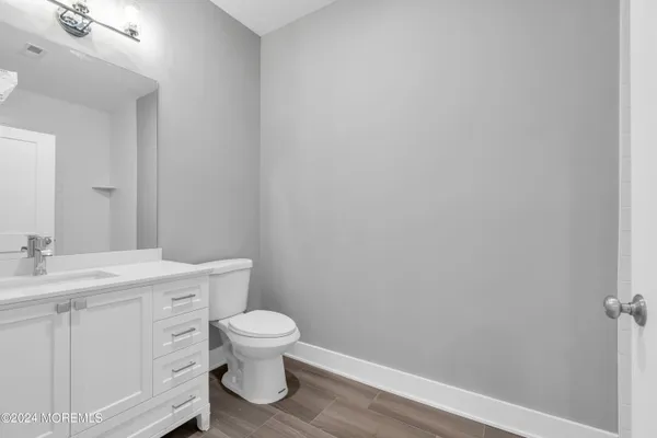 $3,050 | 33 Union Avenue, Unit 301, Manasquan, NJ 08736