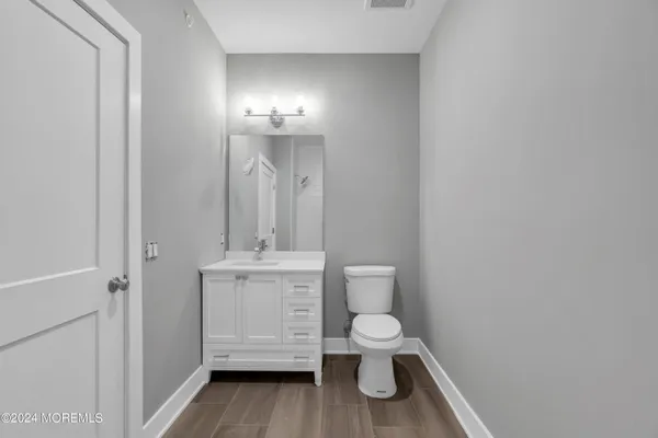 $3,050 | 33 Union Avenue, Unit 301, Manasquan, NJ 08736