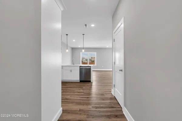 $3,050 | 33 Union Avenue, Unit 301, Manasquan, NJ 08736