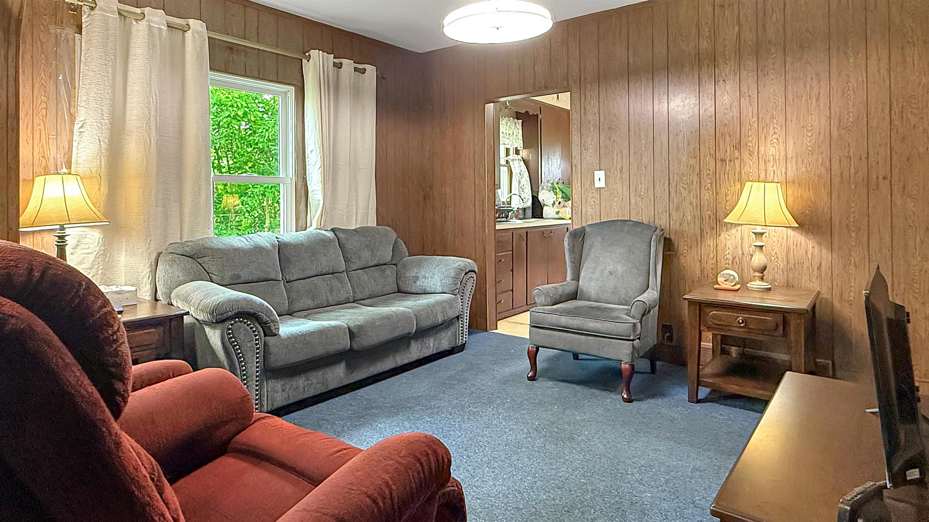 507 West Cleveland Street Marshfield, WI 54449 - Photo 9 of 39