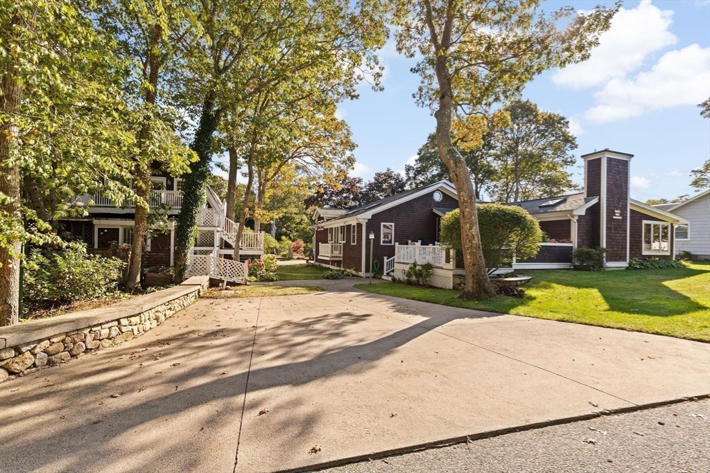 15 Upland Road Onset, MA 02558 - Photo 4 of 42
