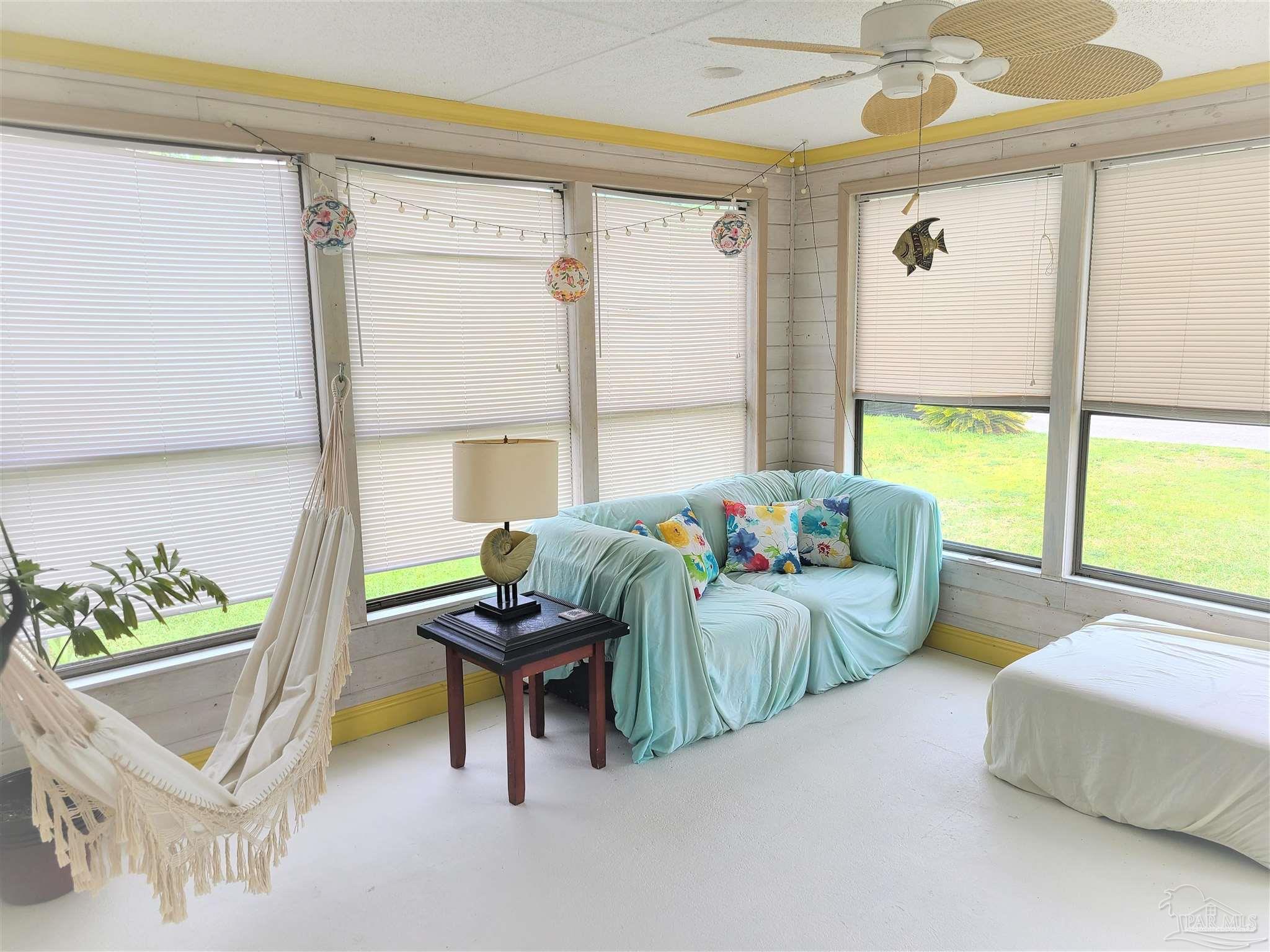 416 Gibbs Road Pensacola, FL 32507 - Photo 5 of 33