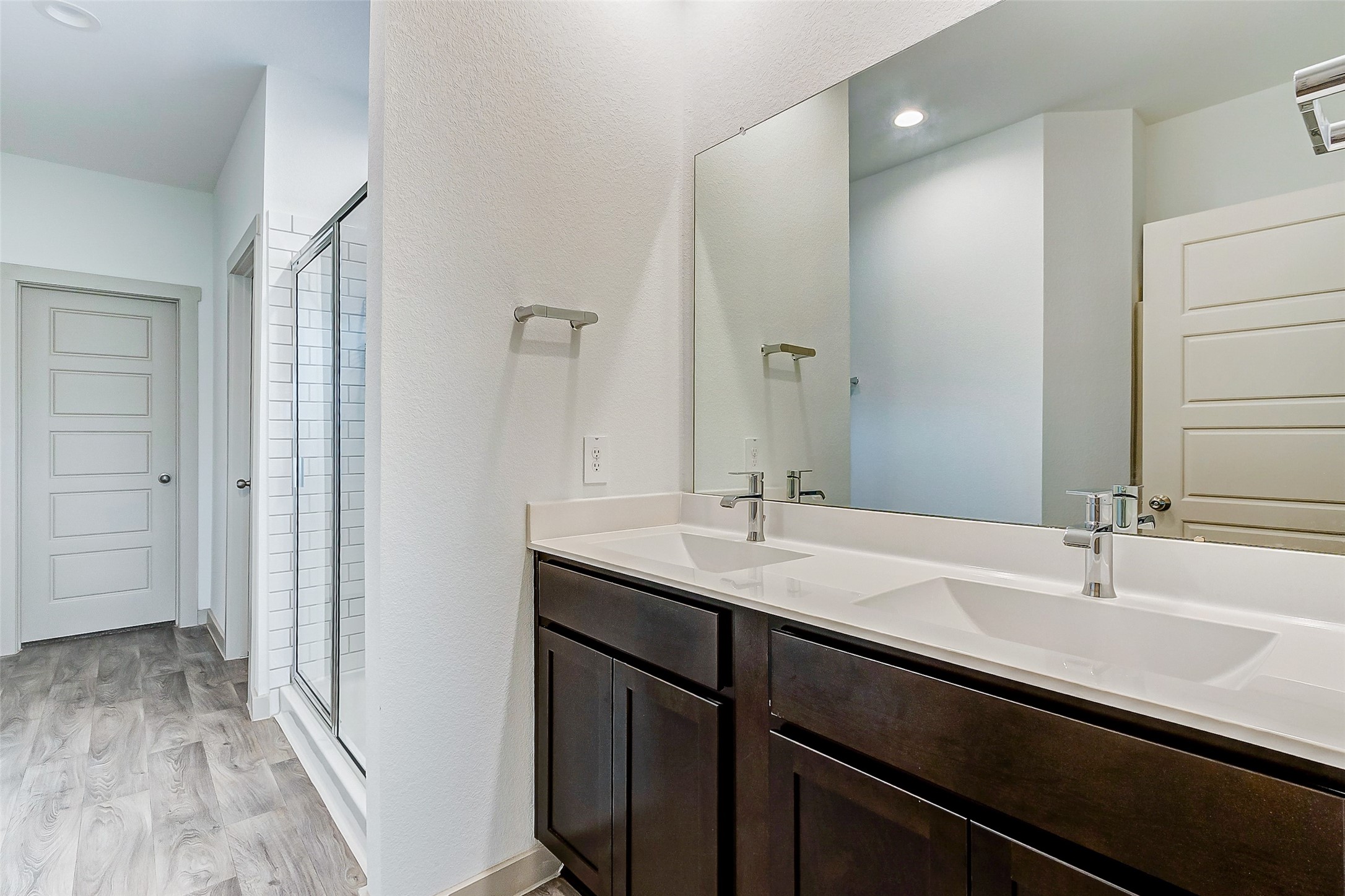 12514 Walmgate Court Houston, TX 77047 - Photo 21 of 37 a bathroom with a sink and a mirror