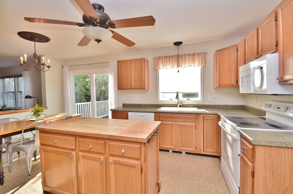 4 Old Farm Road Palmer, MA 01069 - Photo 3 of 30 Gallery Image 3