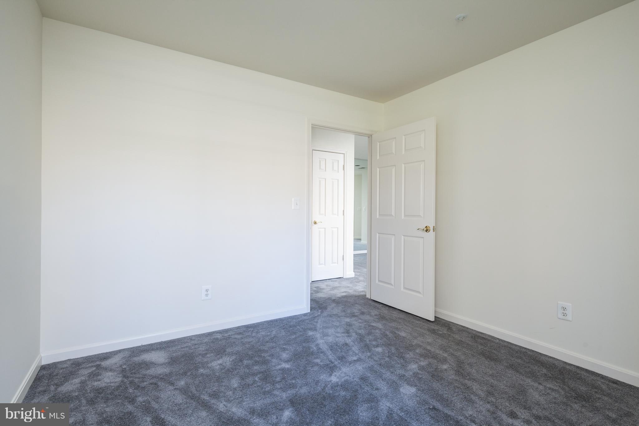 12340 Rosslare Ridge Road, Unit 101 Lutherville-Timonium, MD 21093 - Photo 10 of 14 Bedroom